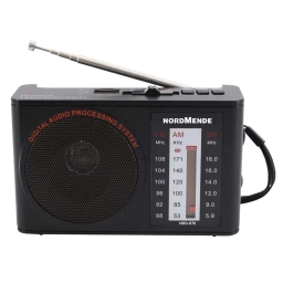 Radio port�til Nordmende  AM FM SW1 SW2 a pilas 